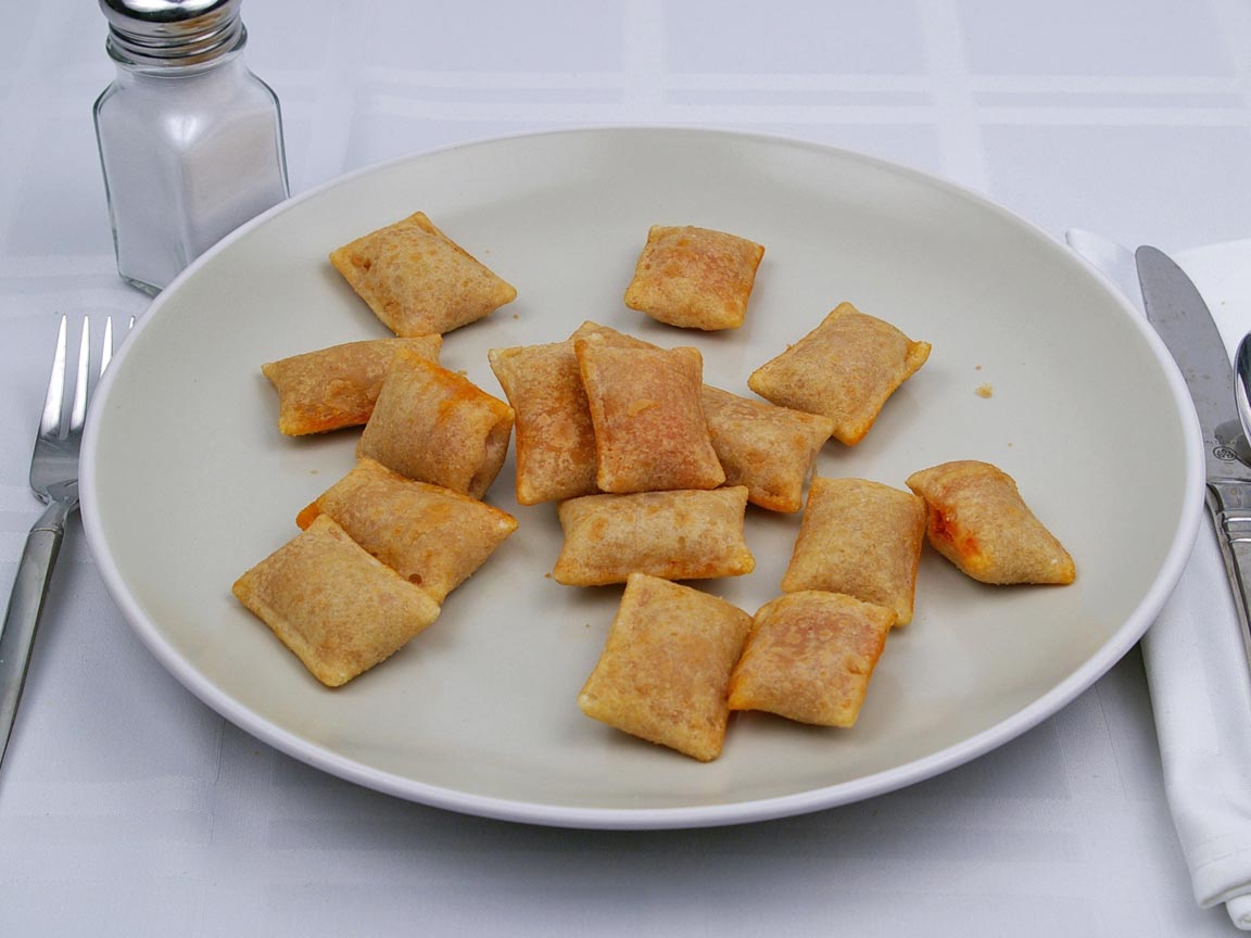 Calories in 16 roll(s) of Pizza Rolls - Pepperoni