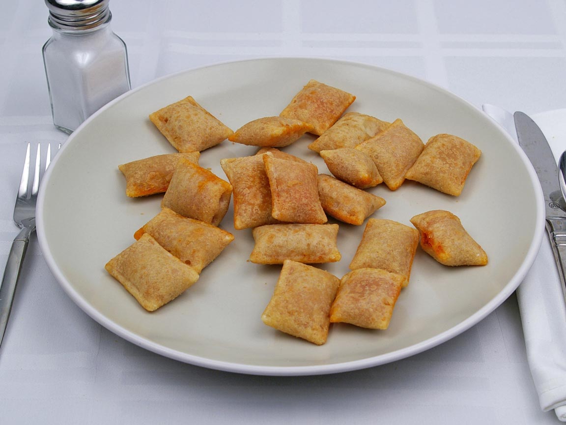 Calories in 20 roll(s) of Pizza Rolls - Cheese