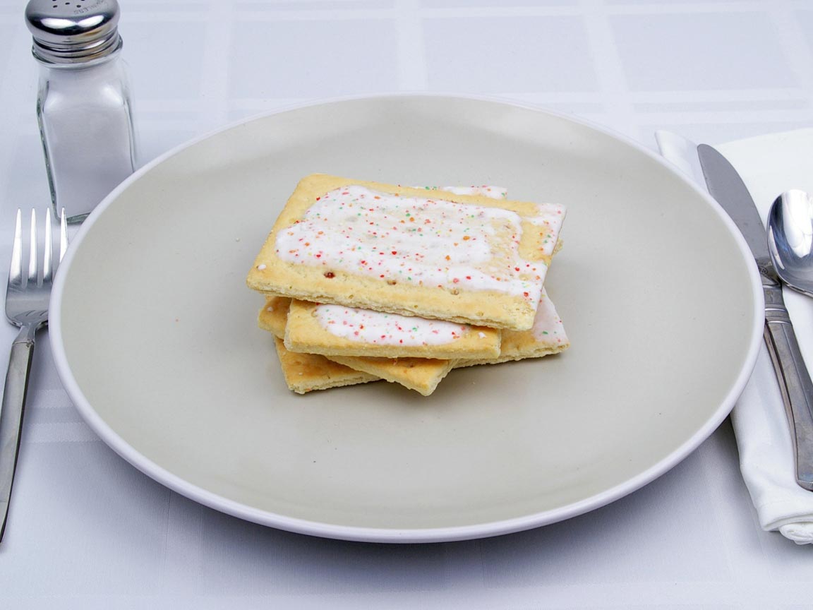 Calories in 4 pastry(ies) of PopTarts - Frosted