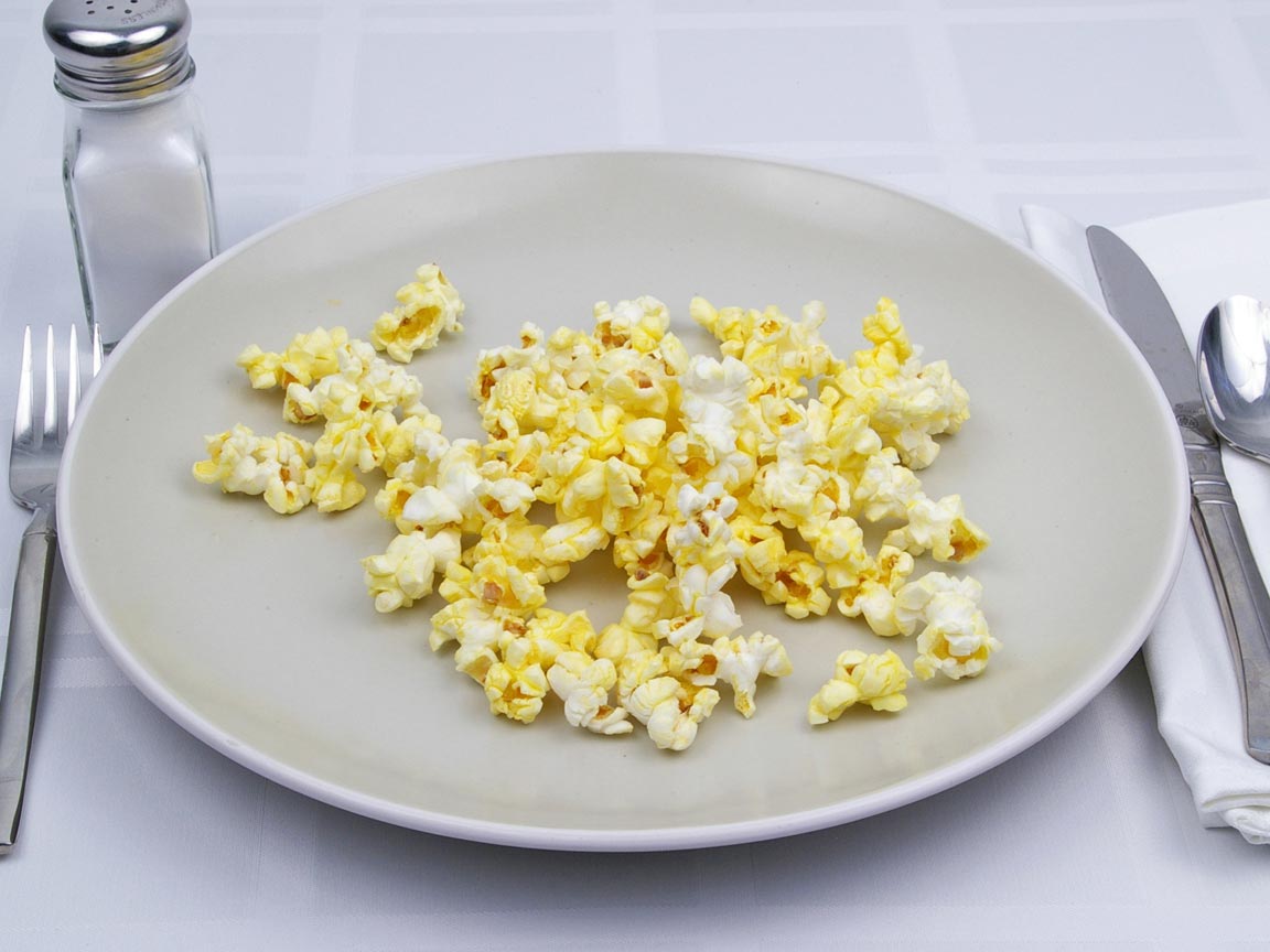 Calories in 1.33 cup(s) of Popcorn - Microwave