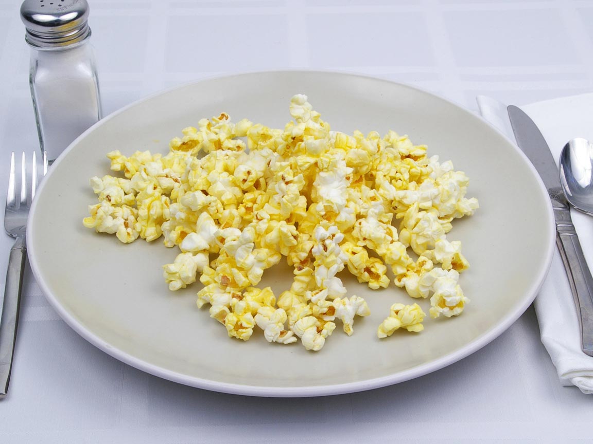 Calories in 2 cup(s) of Popcorn - Microwave - Butter