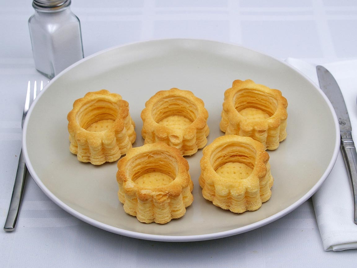 Calories in 5 piece(s) of Puff Pastry - Vol-au-Vent