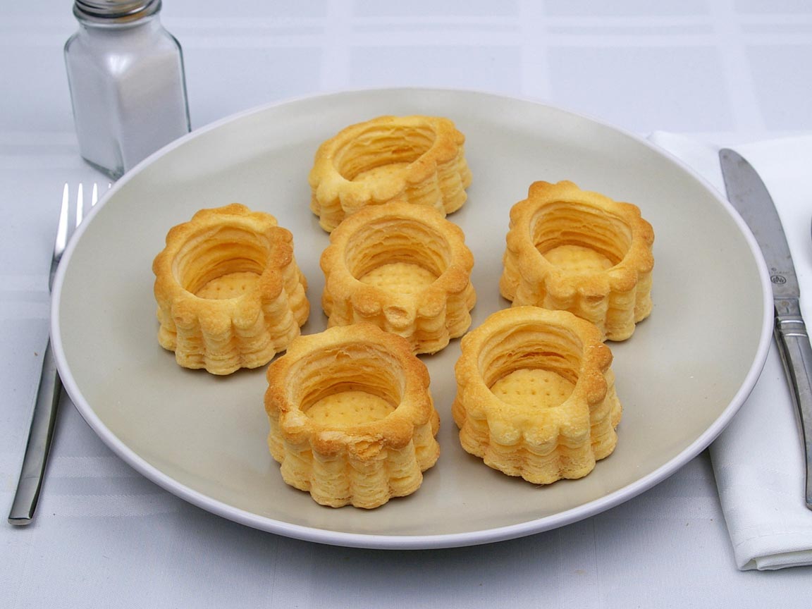 Calories in 6 piece(s) of Puff Pastry - Vol-au-Vent