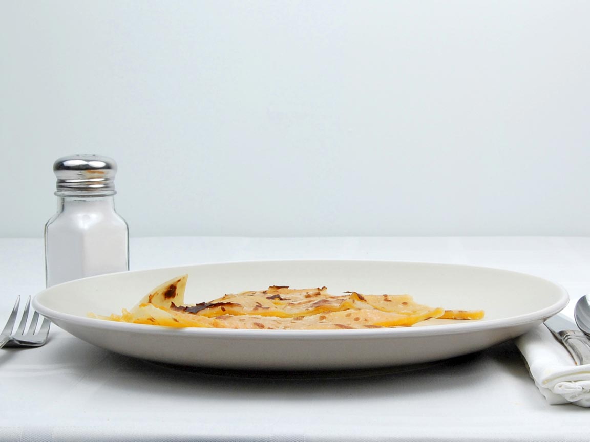 Calories in 0.5 quesadilla(s) of Cheese Quesadilla