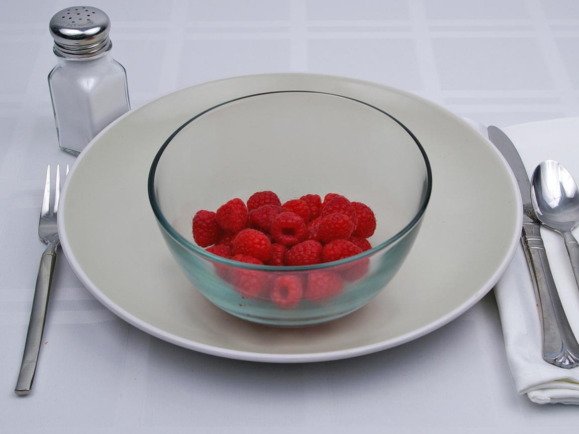 Calories in 0.92 cup(s) of Raspberries
