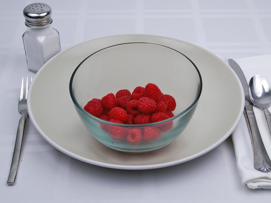 Calories in 1.04 cup(s) of Raspberries