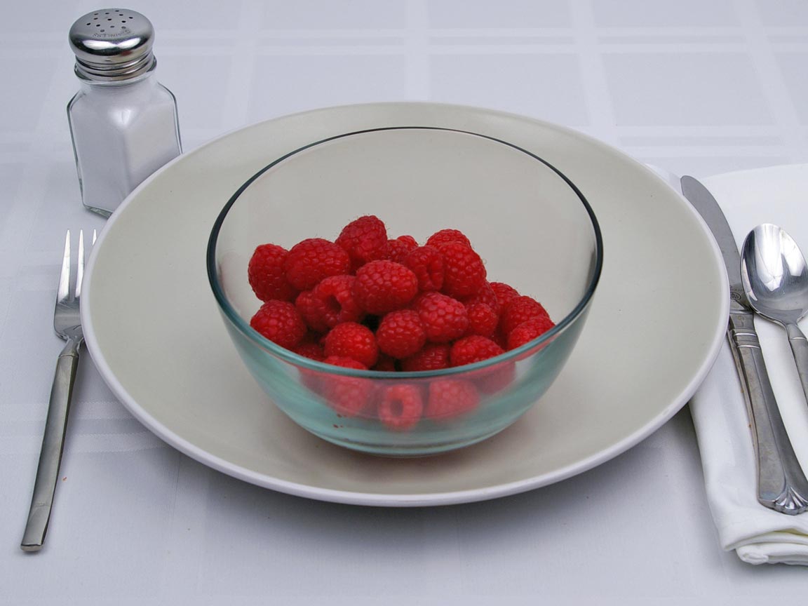 Calories in 1.38 cup(s) of Raspberries