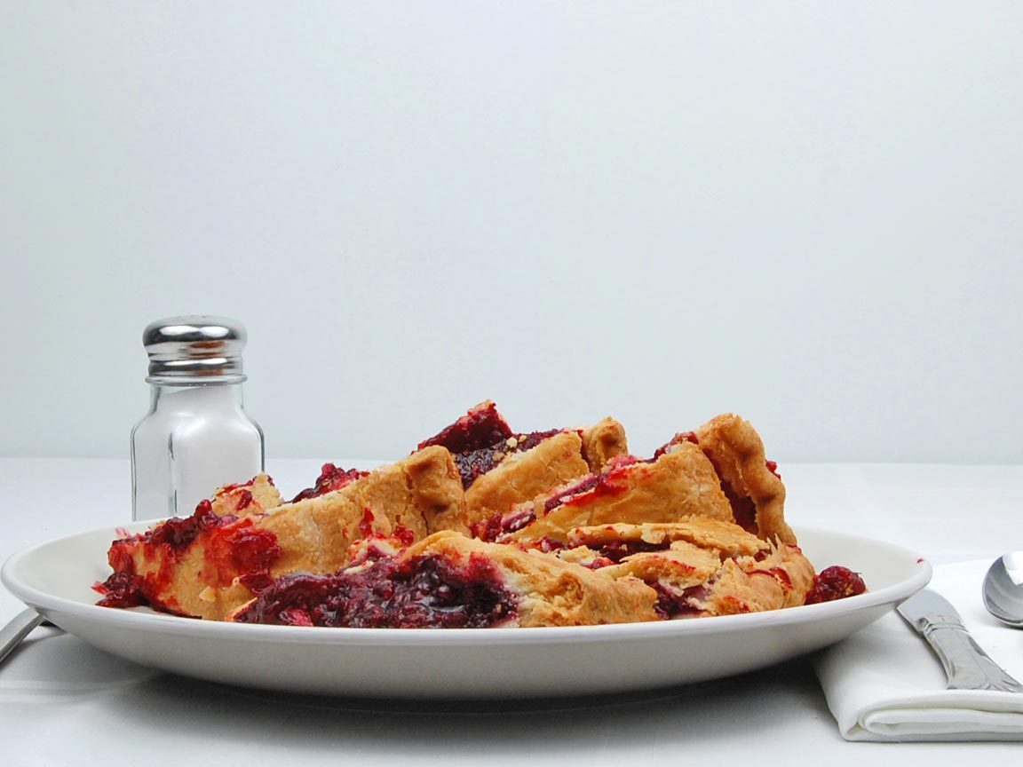 Calories in 7 piece(s) of Razzleberry Pie