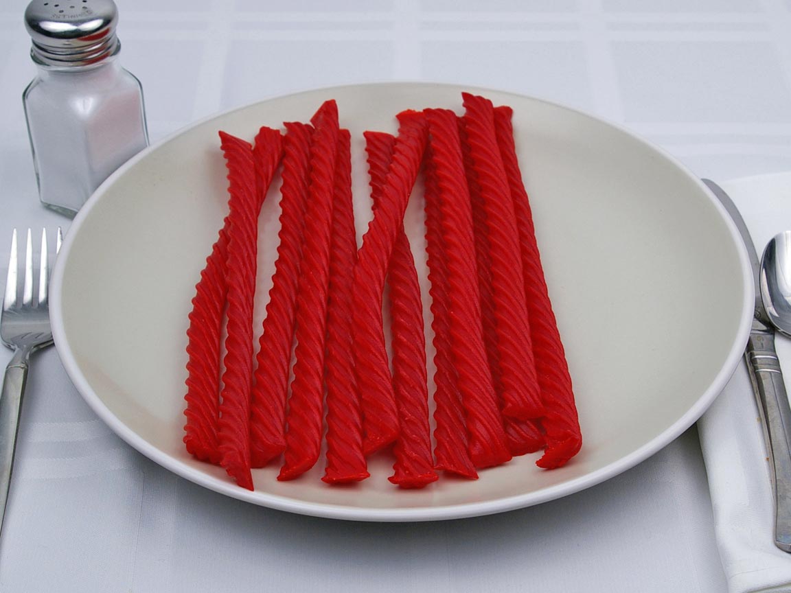 Calories in 12 red vine(s) of Red Vines