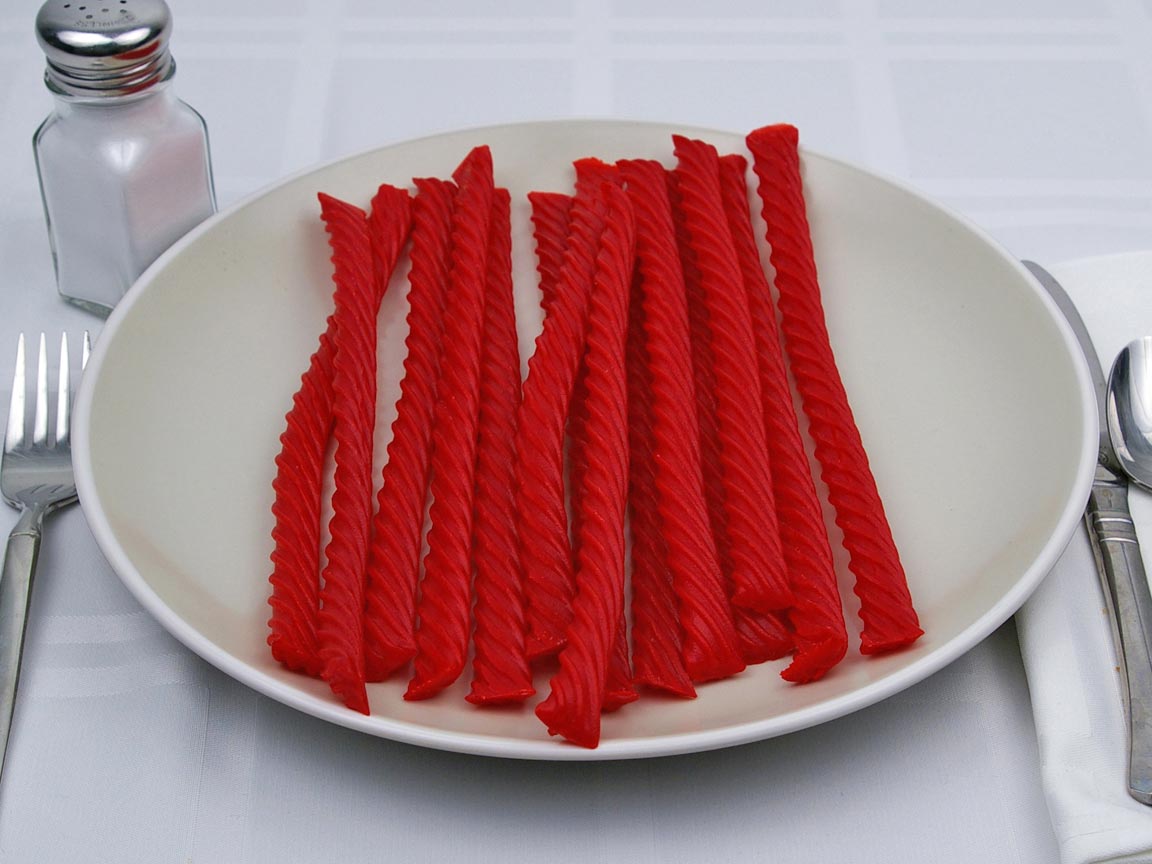 Calories in 14 red vine(s) of Red Vines