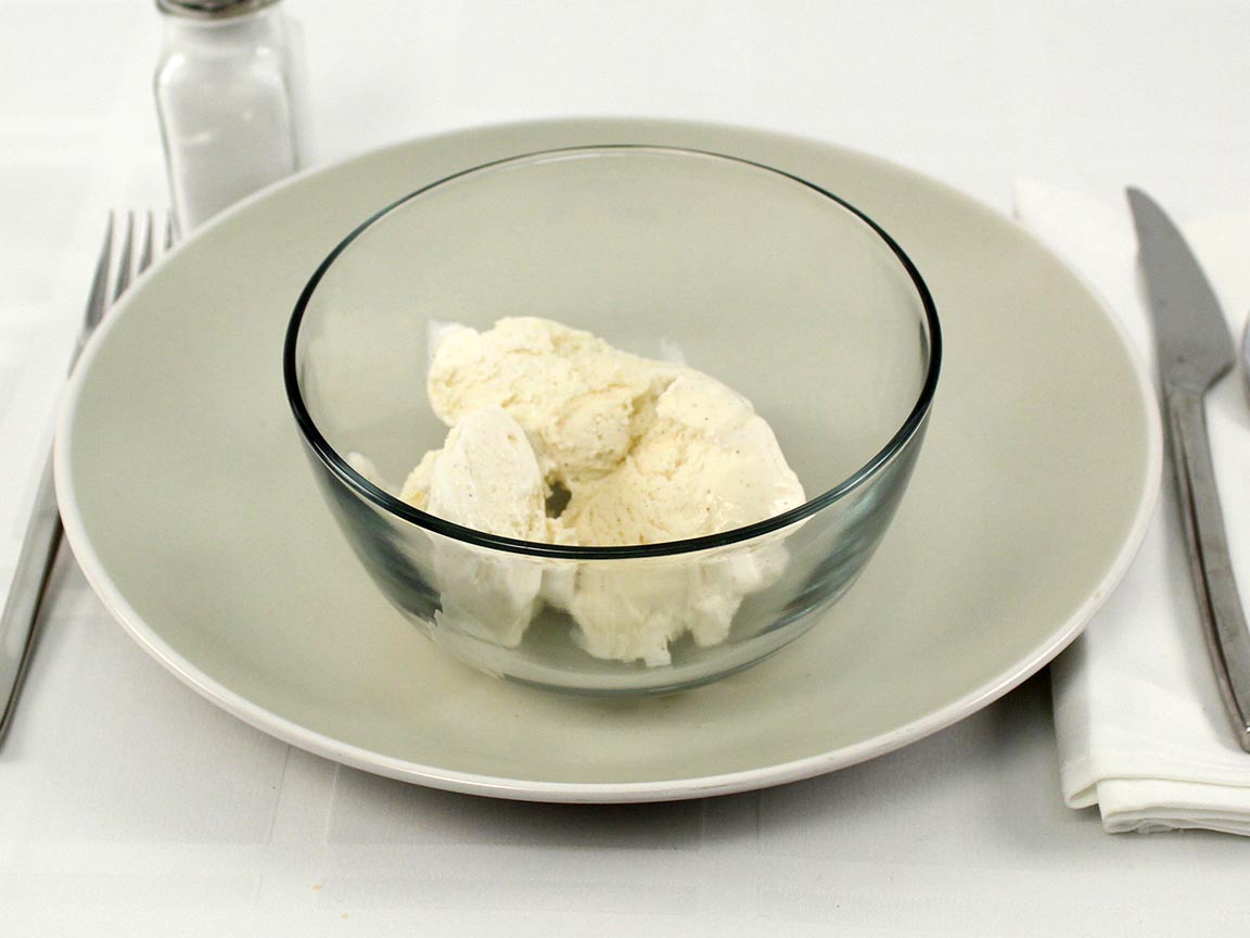 Calories in 0.75 cup(s) of Vanilla Ice Cream Reduced Fat