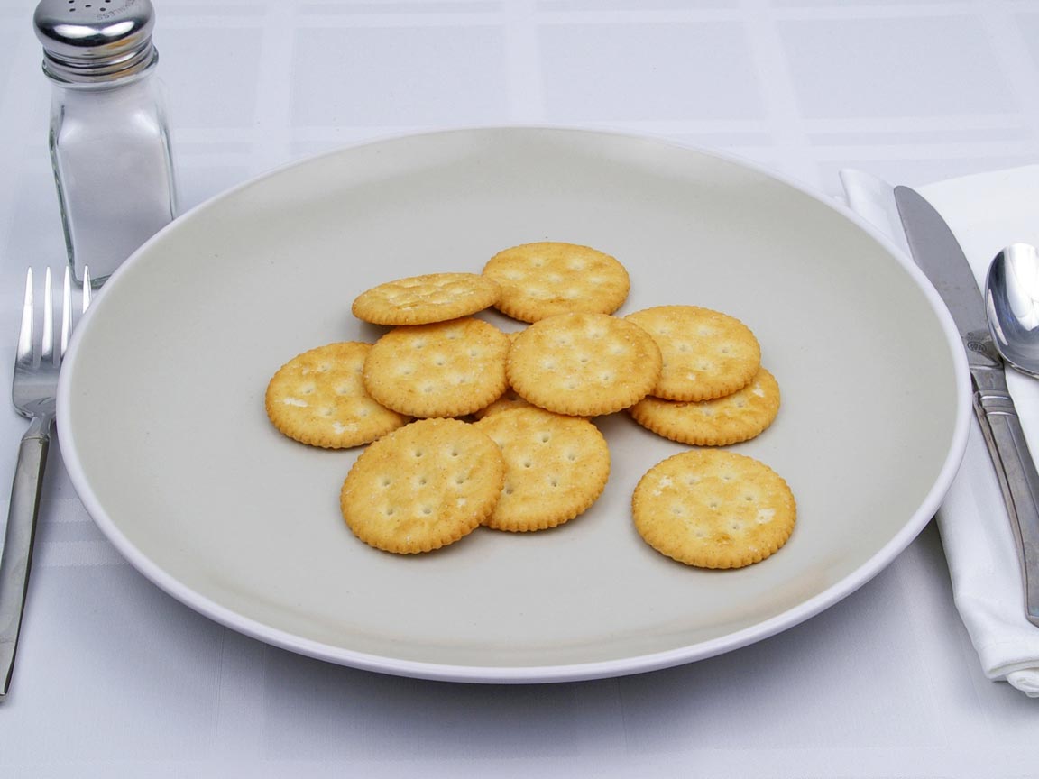 Calories in 11 cracker(s) of Ritz Crackers - Reduced Fat