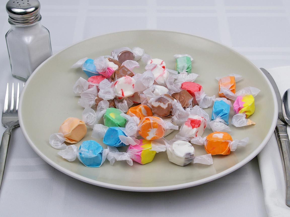 Calories in 30 piece(s) of Saltwater Taffy
