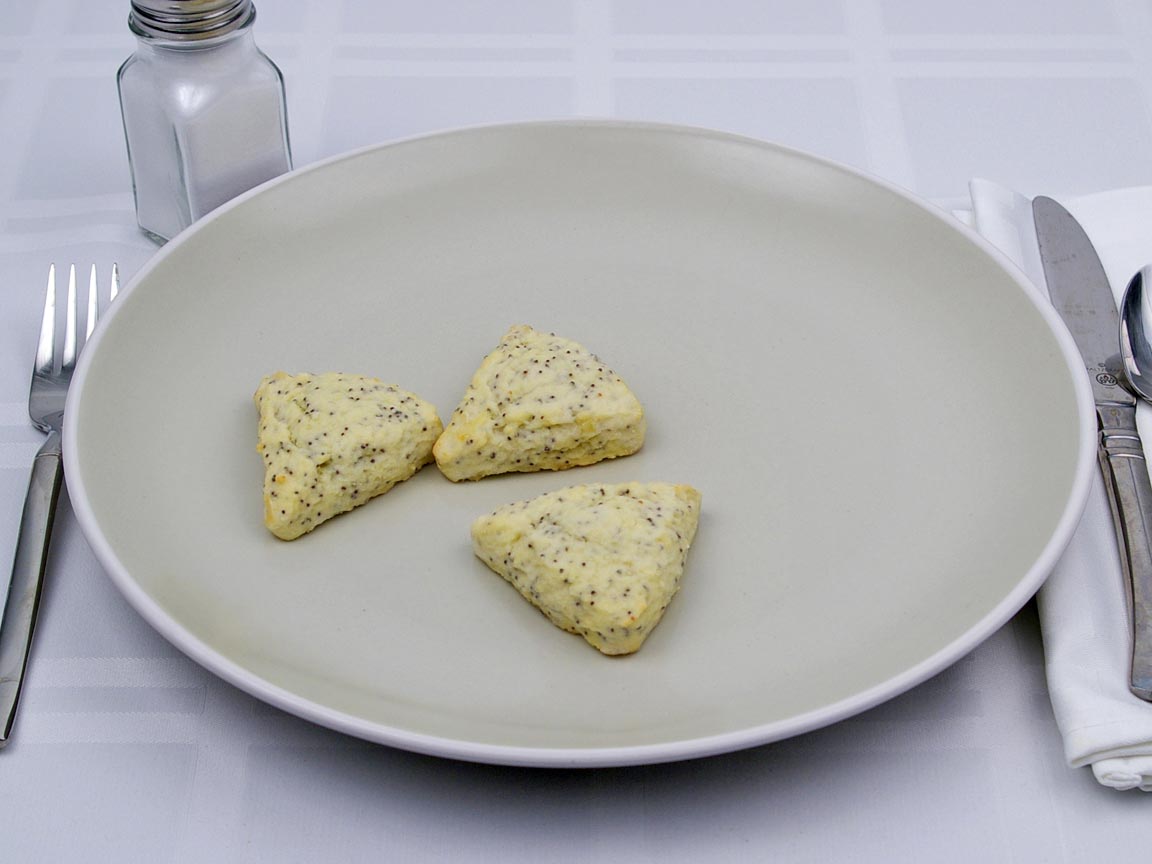 Calories in 3 scone(s) of Mini Scone - Lemon Poppyseed