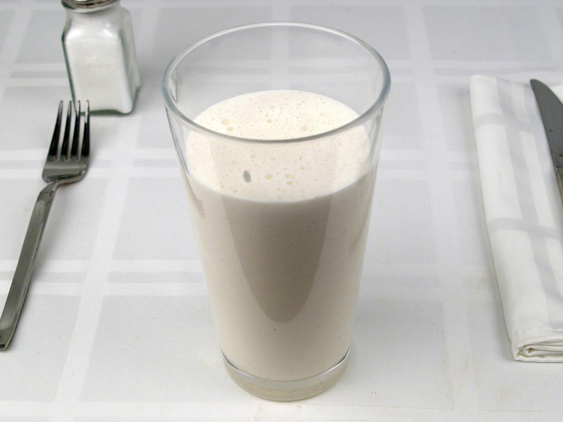 Calories in 16 fl oz(s) of Vanilla Milkshake