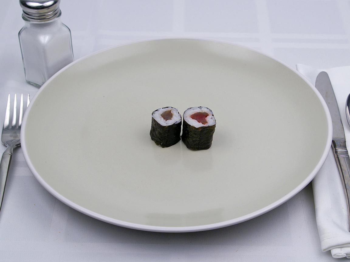 Calories in 2 piece(s) of Sushi - Maki - Spicy Tuna Roll - Small
