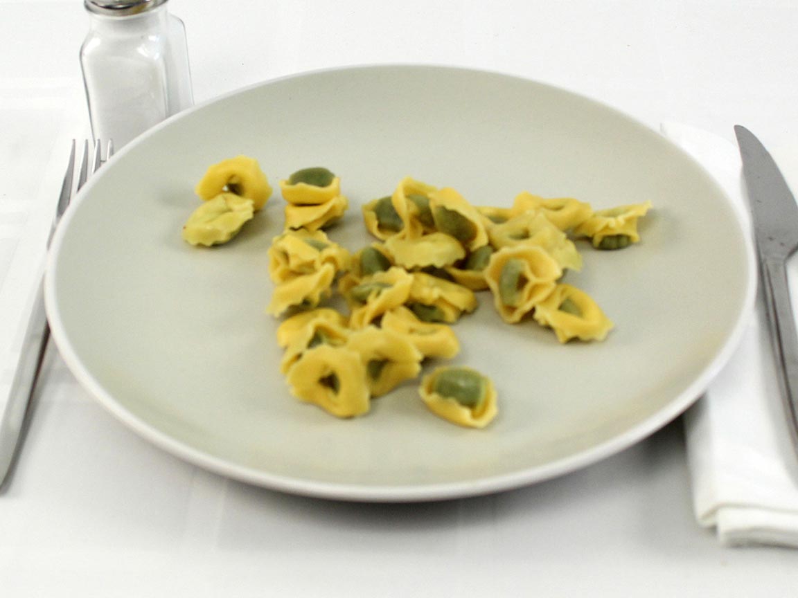 Calories in 104 grams of Fresh Spinach Tortellini