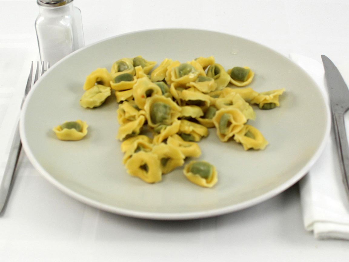 Calories in 156 grams of Fresh Spinach Tortellini