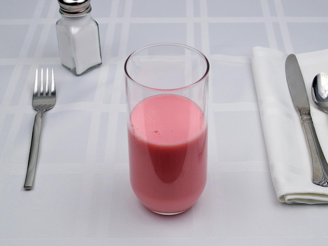 Calories in 11 fl oz(s) of Strawberry Milk - Whole