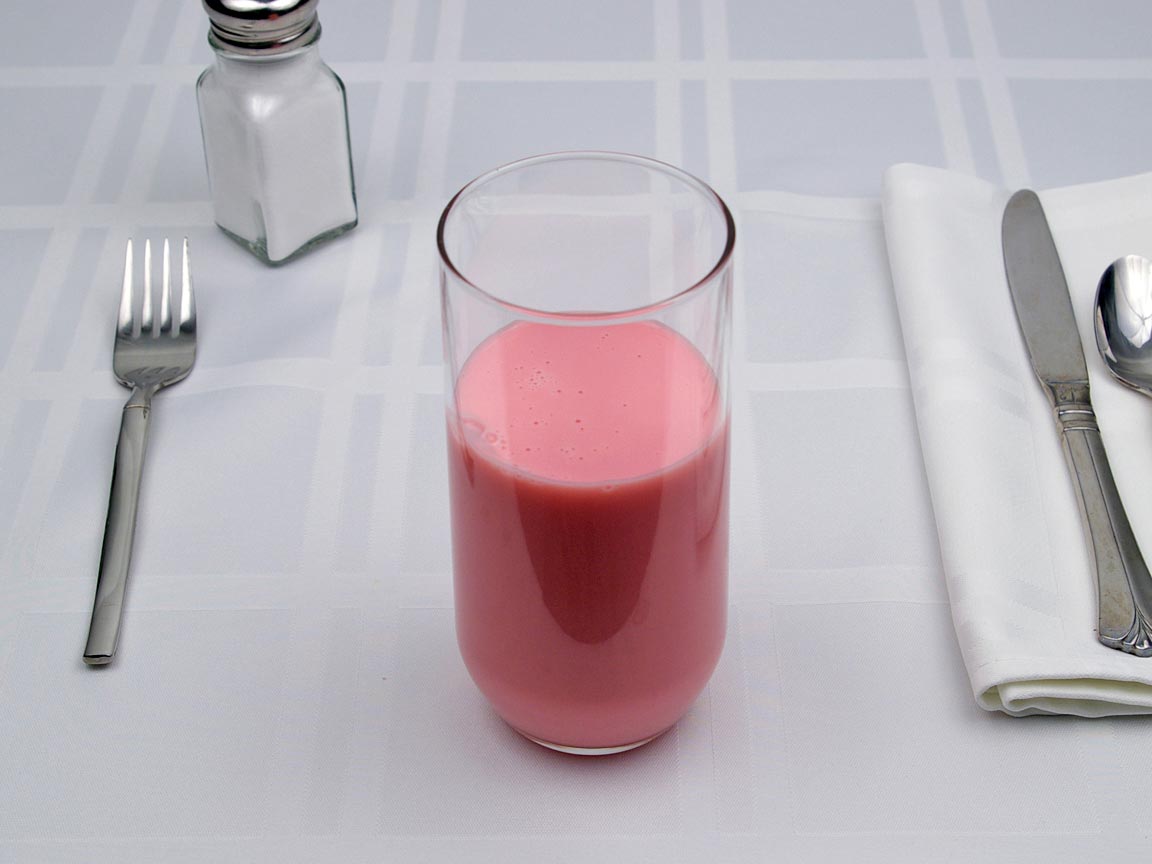 Calories in 12 fl oz(s) of Strawberry Milk - Non Fat