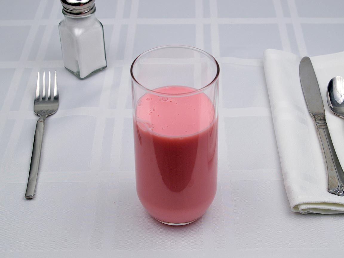 Calories in 13 fl oz(s) of Strawberry Milk - Whole