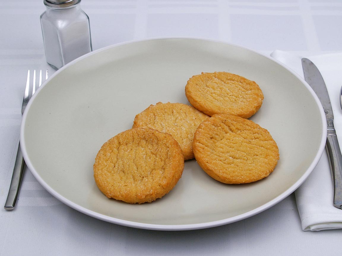 Calories in 4 cookie of Sugar Cookie