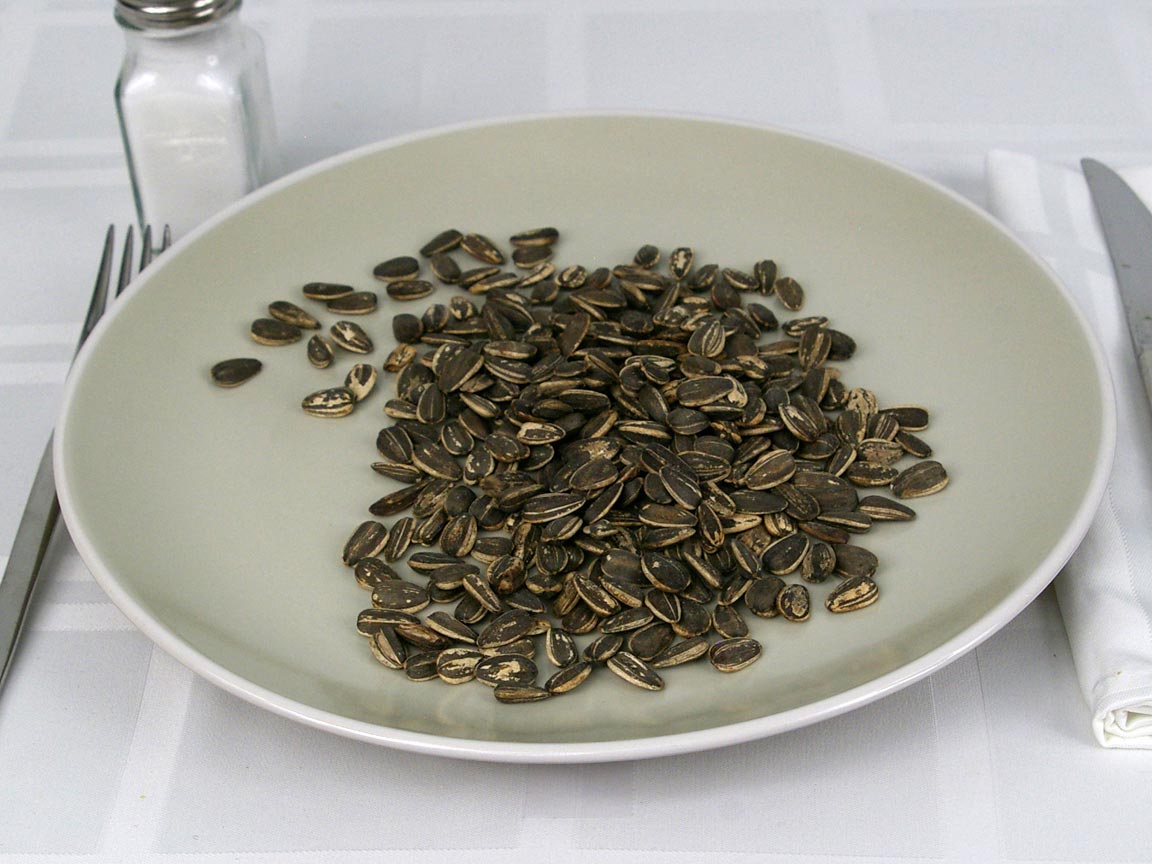 Calories in 70 grams of Sunflower Seeds in Shell