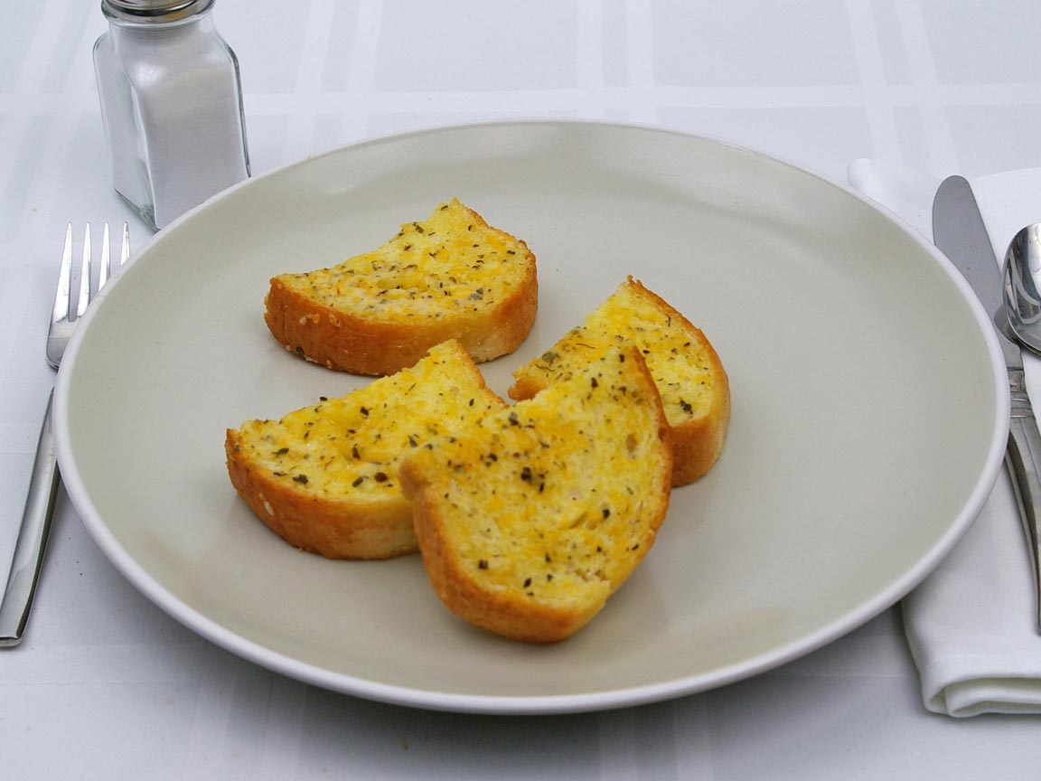 Calories in 2 slice(s) of Texas Toast - Five Cheese