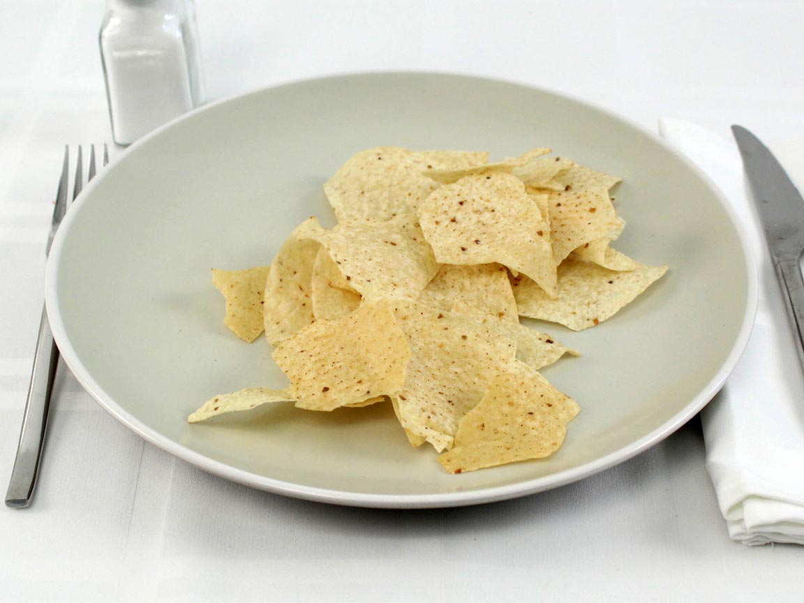 Calories in 28 grams of Cantina Thin Tortilla Chips
