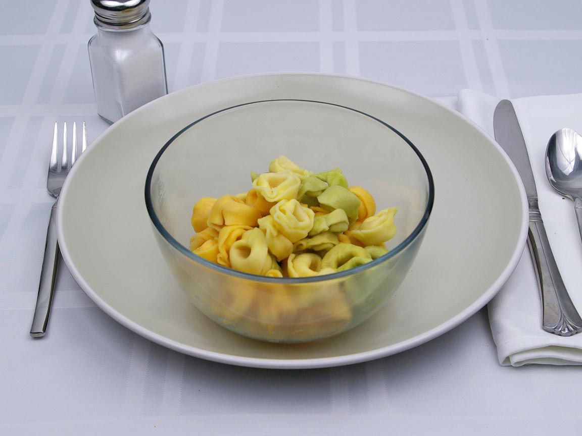 Calories in 1.5 cup(s) of Three Cheese Tortellini Pasta