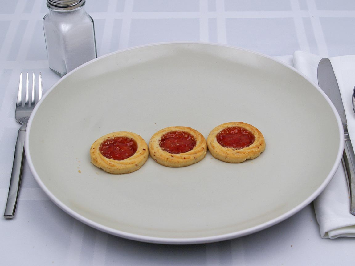 Calories in 3 cookie(s) of Thumbprint Cookie - Strawberry