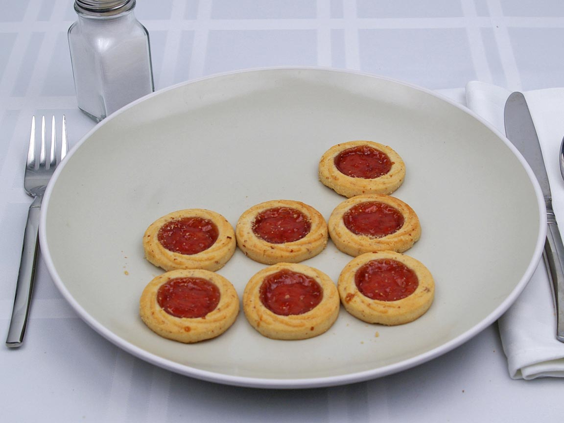 Calories in 7 cookie(s) of Thumbprint Cookie - Strawberry