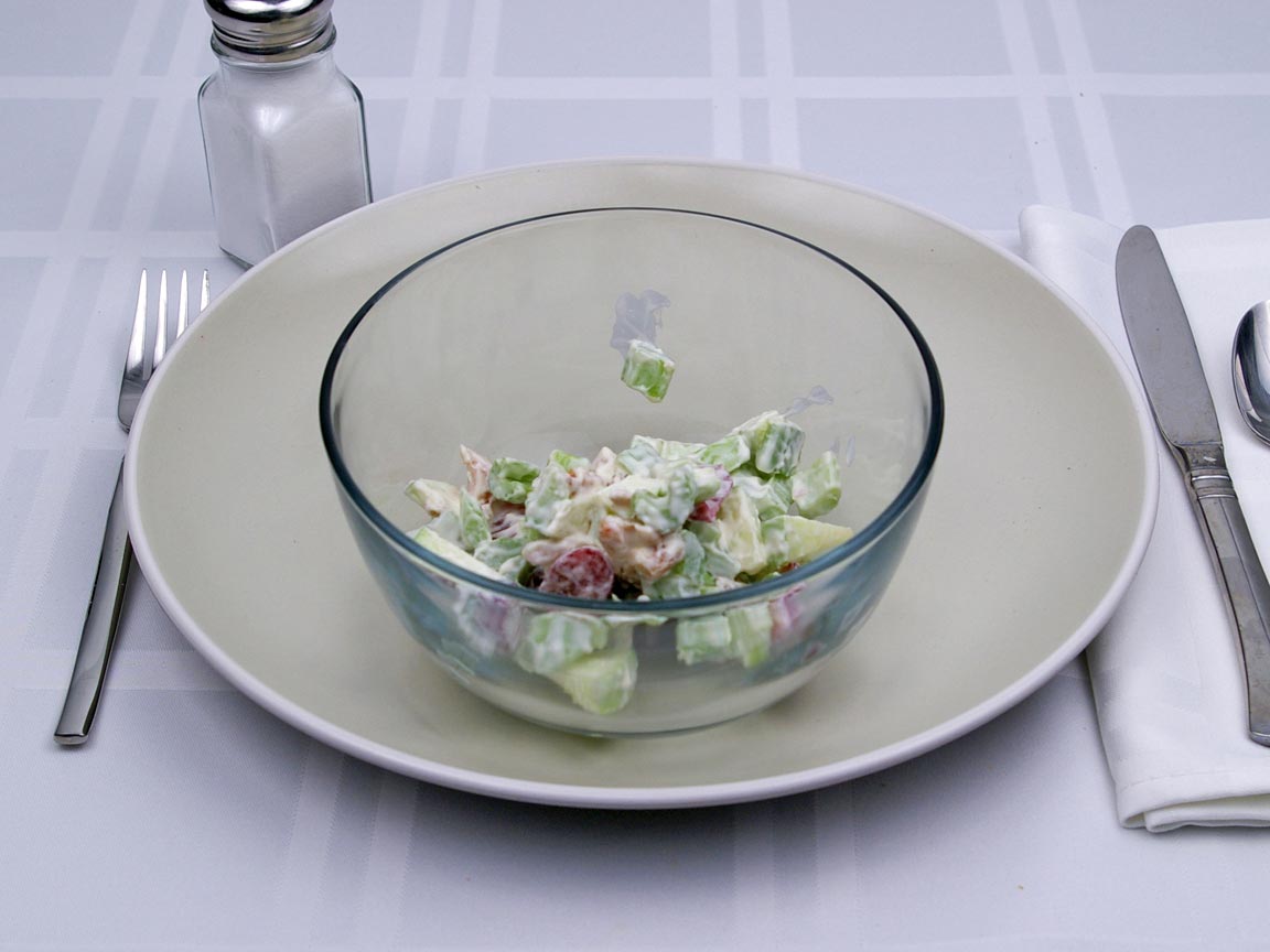 Calories in 0.75 cup(s) of Waldorf Salad - Classic - Avg