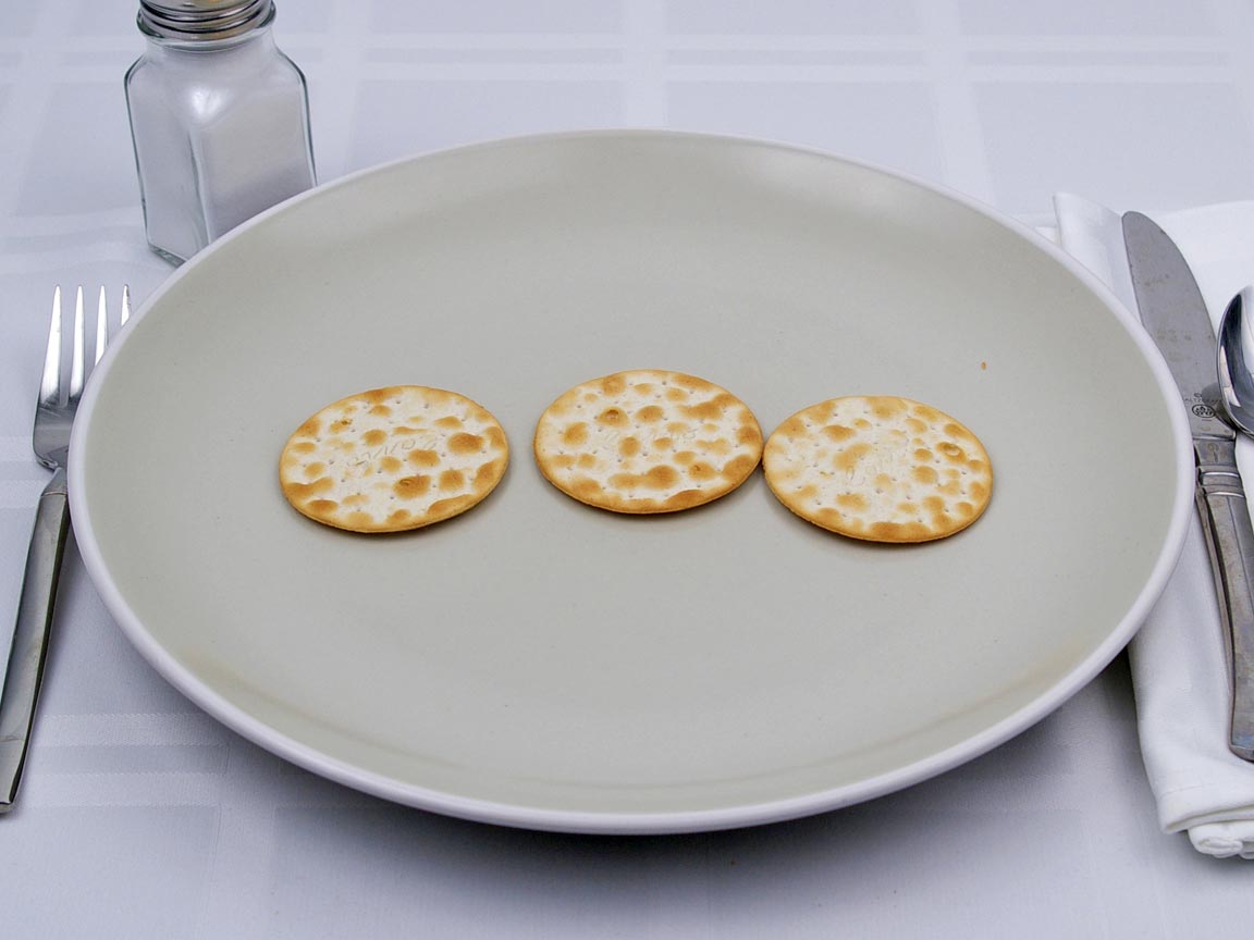 Calories in 3 cracker(s) of Carr's Table Water Crackers