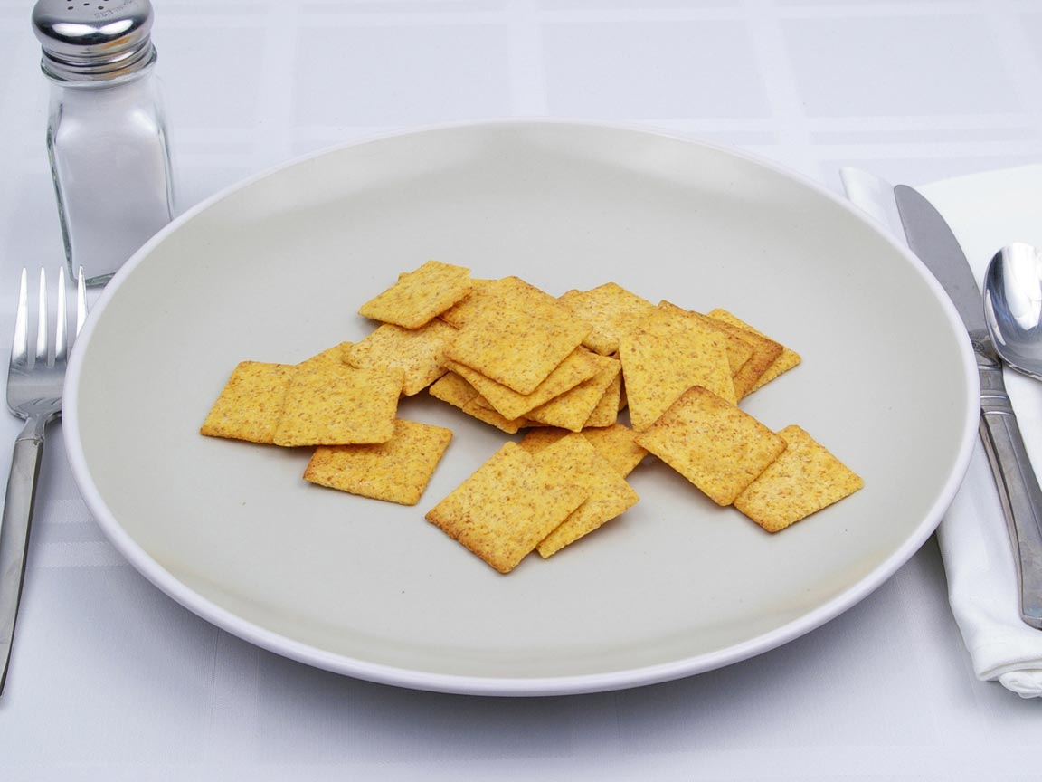 Calories in 28 cracker(s) of Wheat Thins Crackers - Hint of Salt