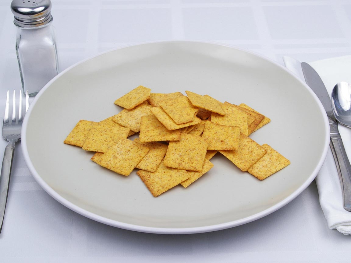 Calories in 36 cracker(s) of Wheat Thins Crackers - Hint of Salt