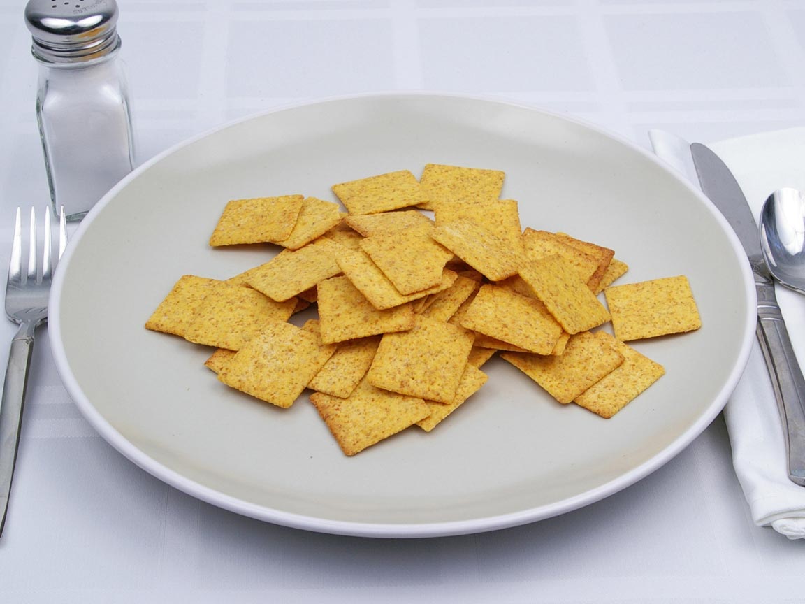 Calories in 44 cracker(s) of Wheat Thins Crackers - Hint of Salt