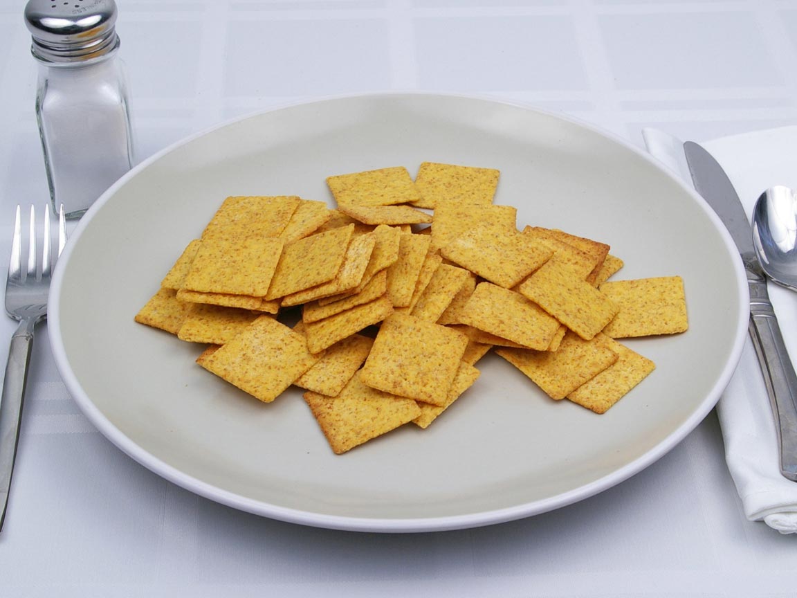 Calories in 52 cracker(s) of Wheat Thins Crackers - Hint of Salt