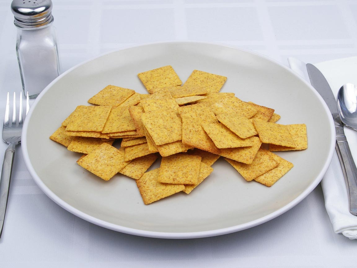 Calories in 64 cracker(s) of Wheat Thins Crackers - Original