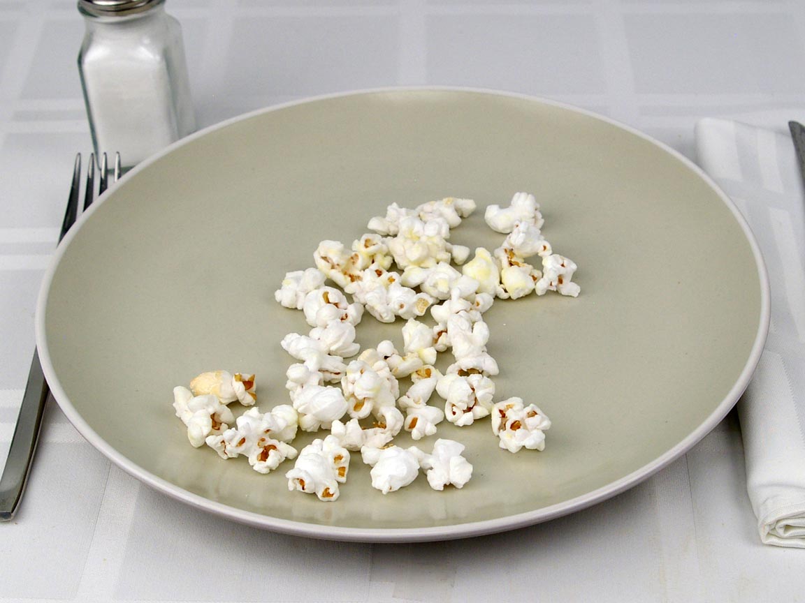Calories in 0.5 cup(s) of White Cheddar Popcorn