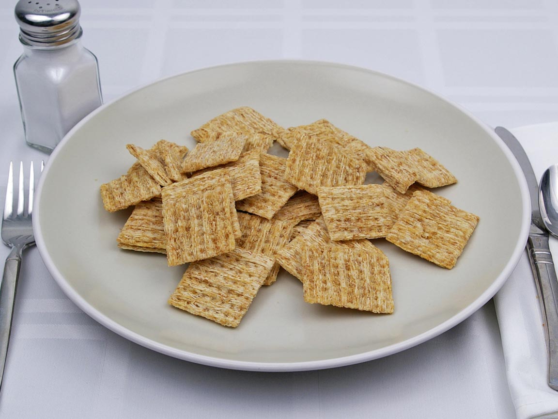 Calories in 24 cracker(s) of Triscuit Woven Wheat Crackers